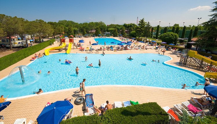 camping_del_garda_zwembad.jpg